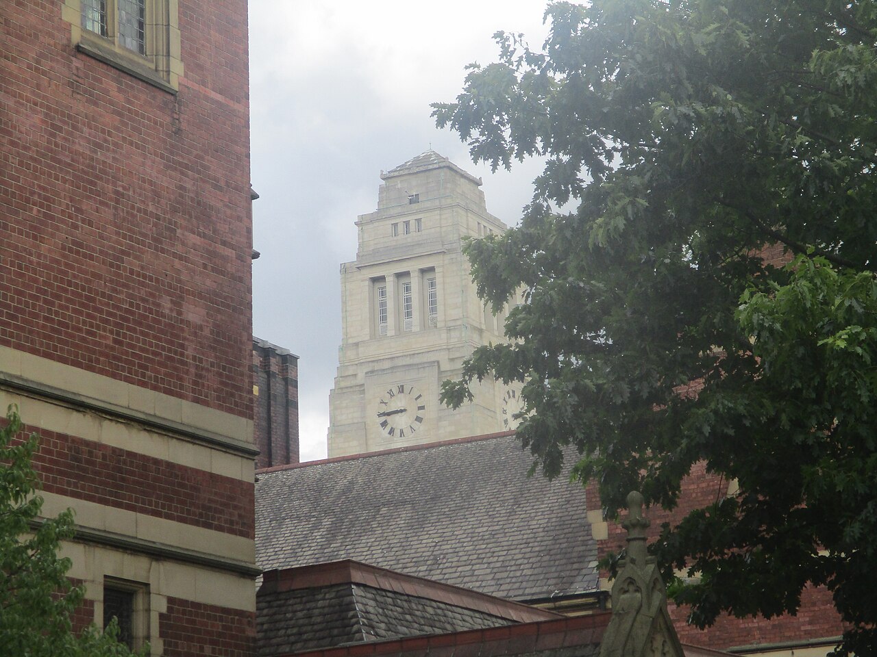 Leeds University grounds
